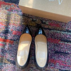 Christian Louboutin Blck patent leather Pigalle